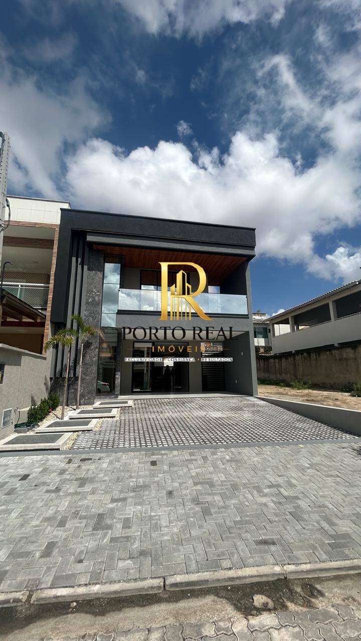 Casa, 4 quartos, 253 m² - Foto 1