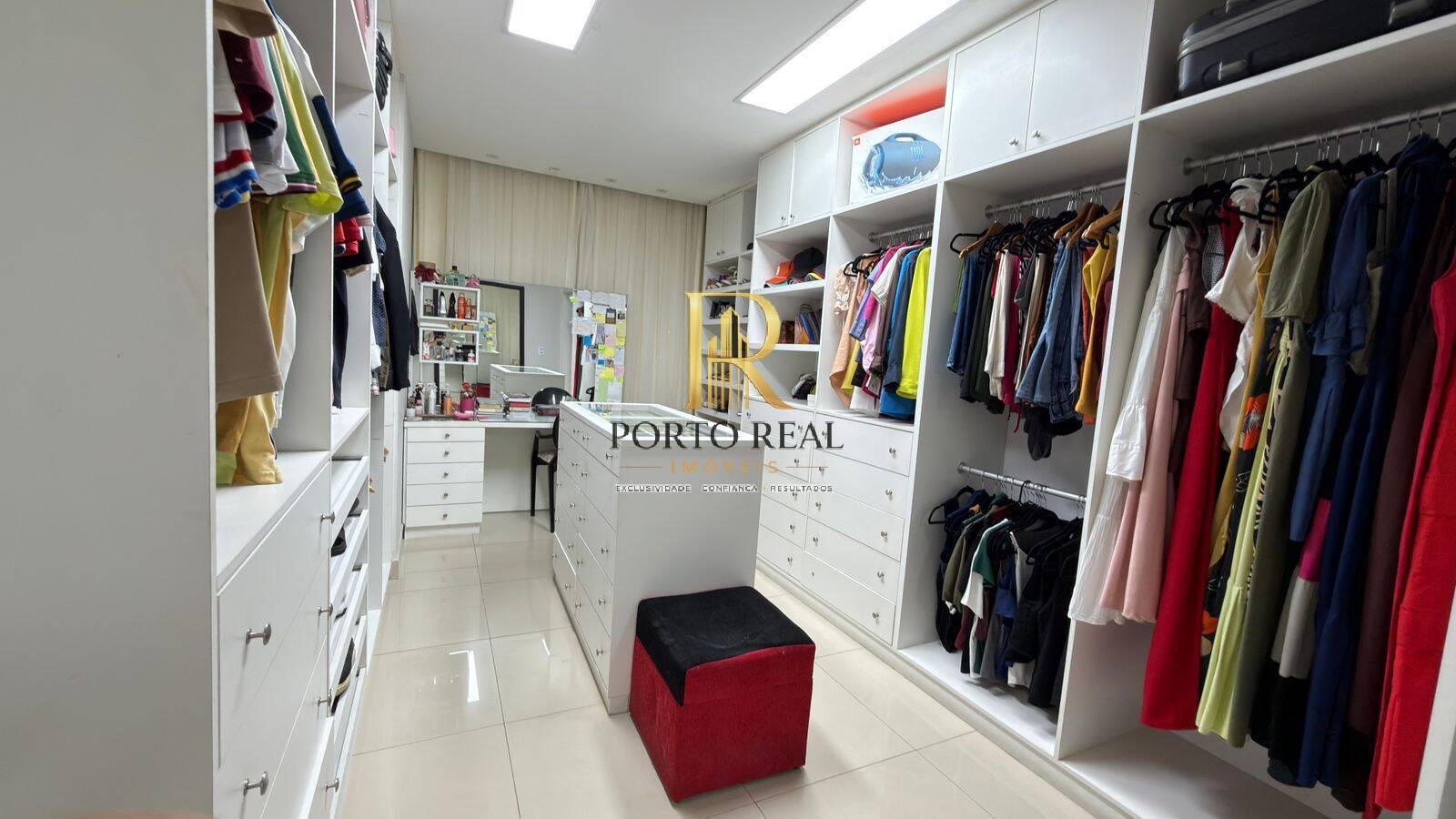 Casa, 3 quartos, 240 m² - Foto 22